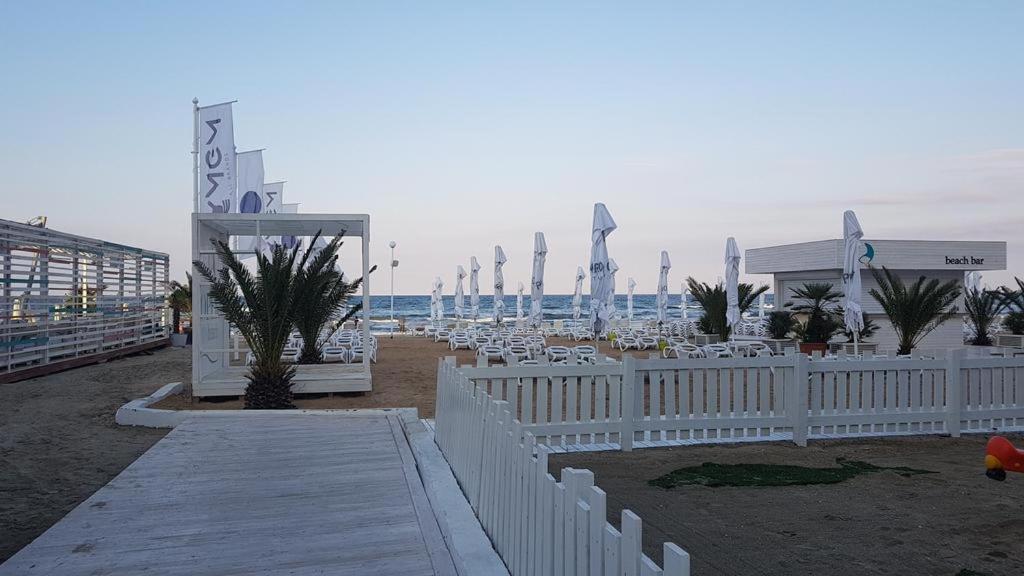 Ayka Apartment Mamaia Kültér fotó
